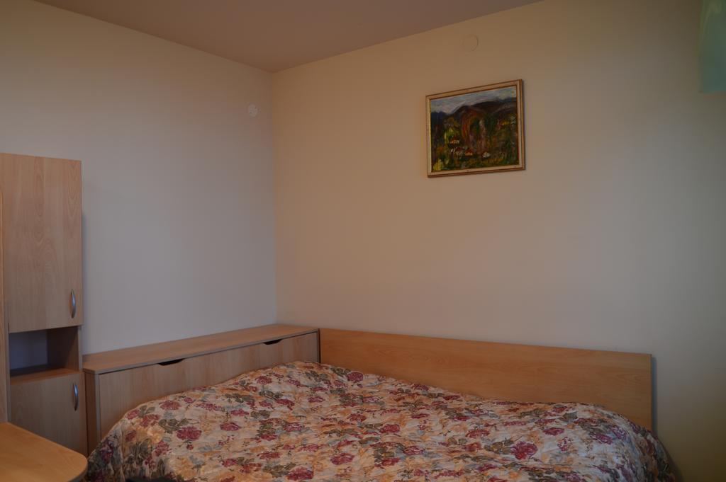 Aparthotel Pine Hills Pamporovo Buitenkant foto