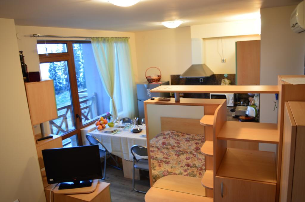 Aparthotel Pine Hills Pamporovo Buitenkant foto
